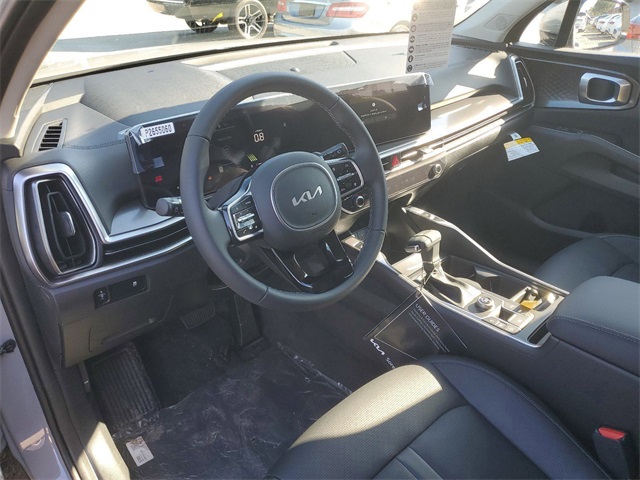 2025 Kia Sorento S photo 6