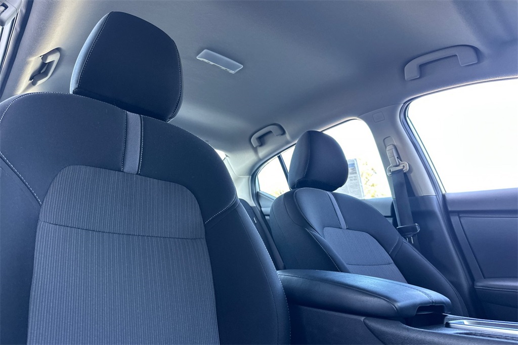 2024 Nissan Sentra SV photo 16