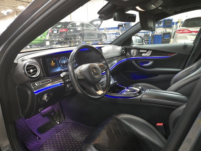 2017 Mercedes Benz E 300 photo 3