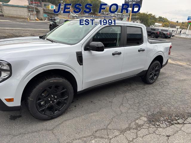 2025 Ford Maverick XLT photo 2