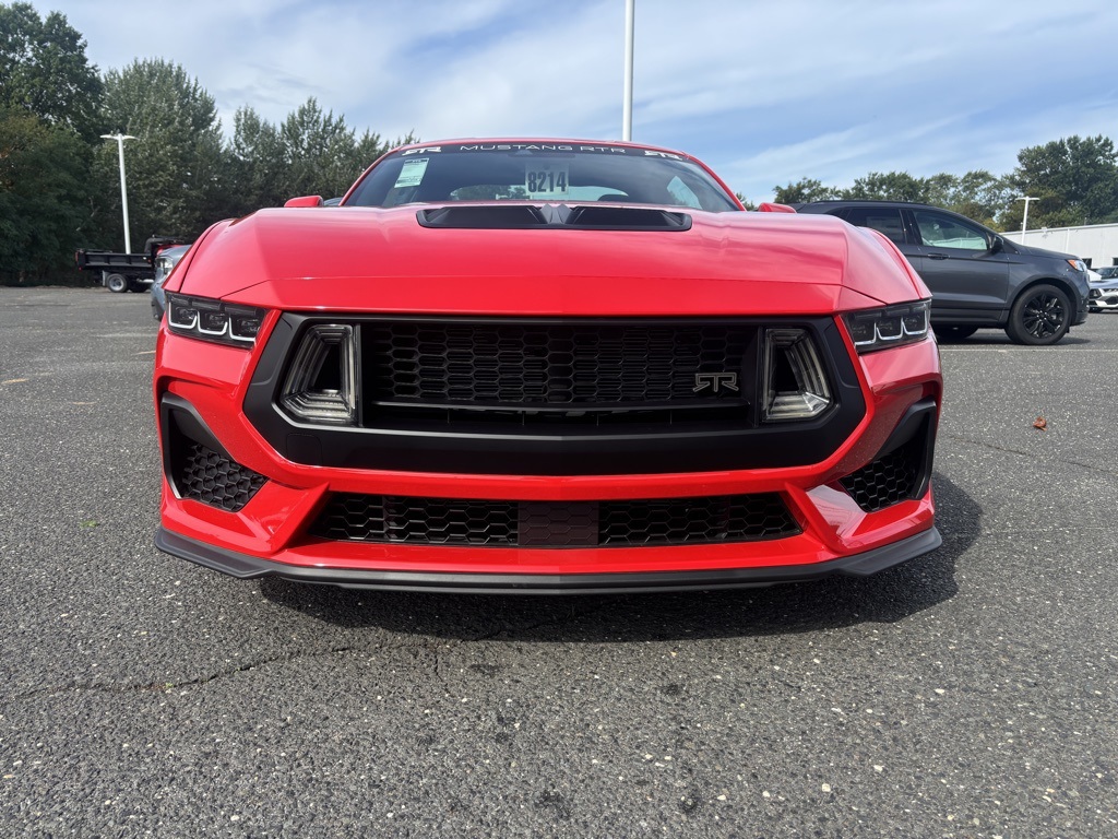 2024 Ford Mustang GT Premium photo 4