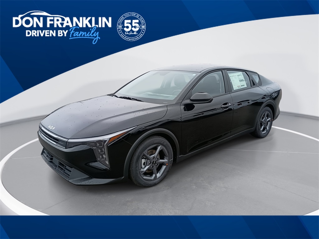 2025 Kia K4 LXS's photo