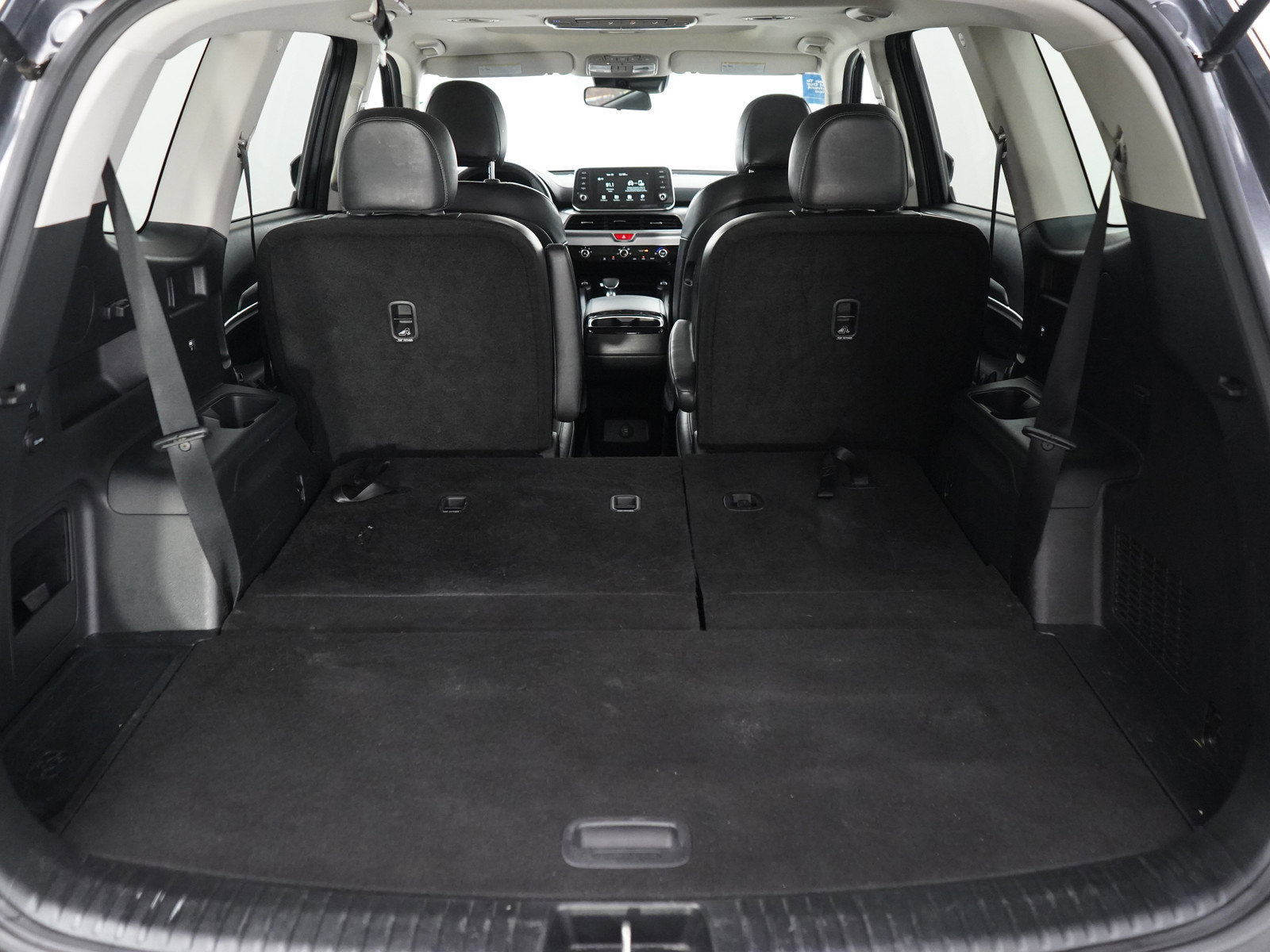 2020 Kia Telluride S photo 9