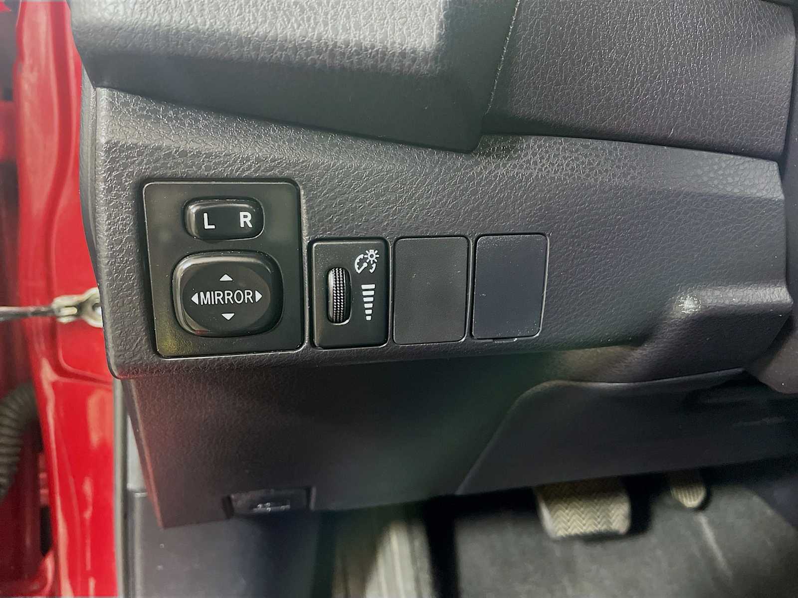 2015 Toyota Corolla Plus photo 8
