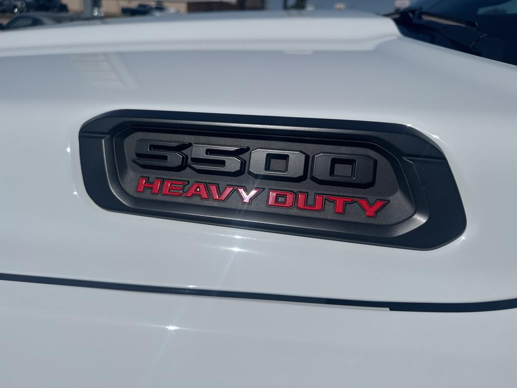 2025 Ram 5500 Tradesman photo 9