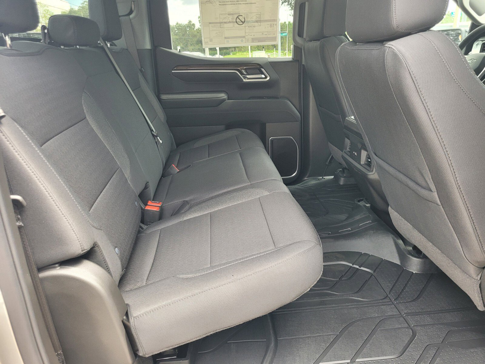 2026 Chevrolet Silverado 1500 RST photo 13