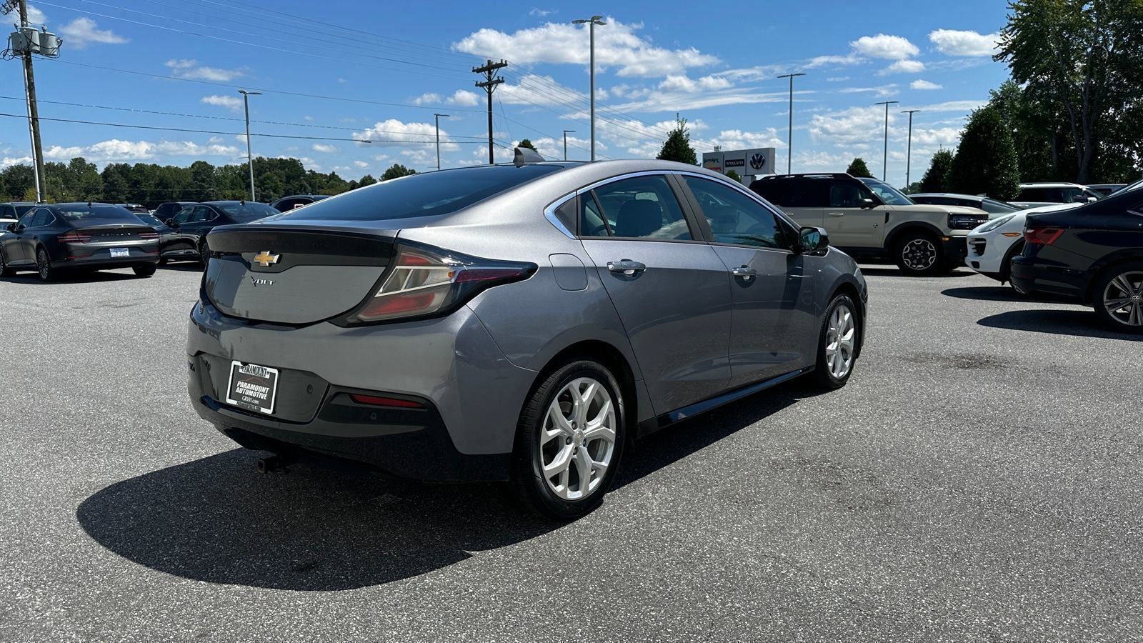2018 Chevrolet Volt Premier photo 21