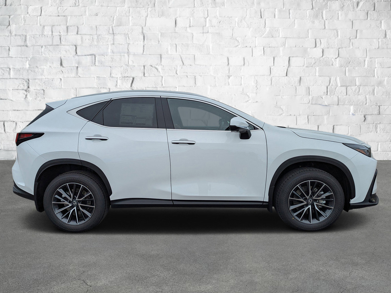 2026 Lexus NX 350 Premium photo 3