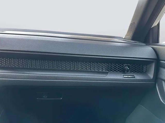 2025 Honda CR-V Hybrid Sport-L photo 11