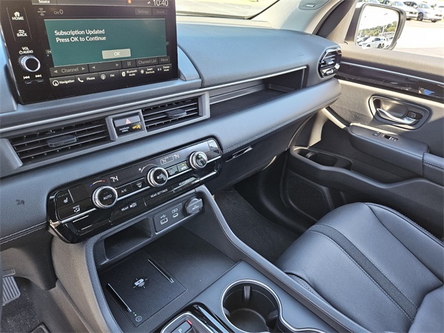 2024 Honda Pilot Touring photo 19