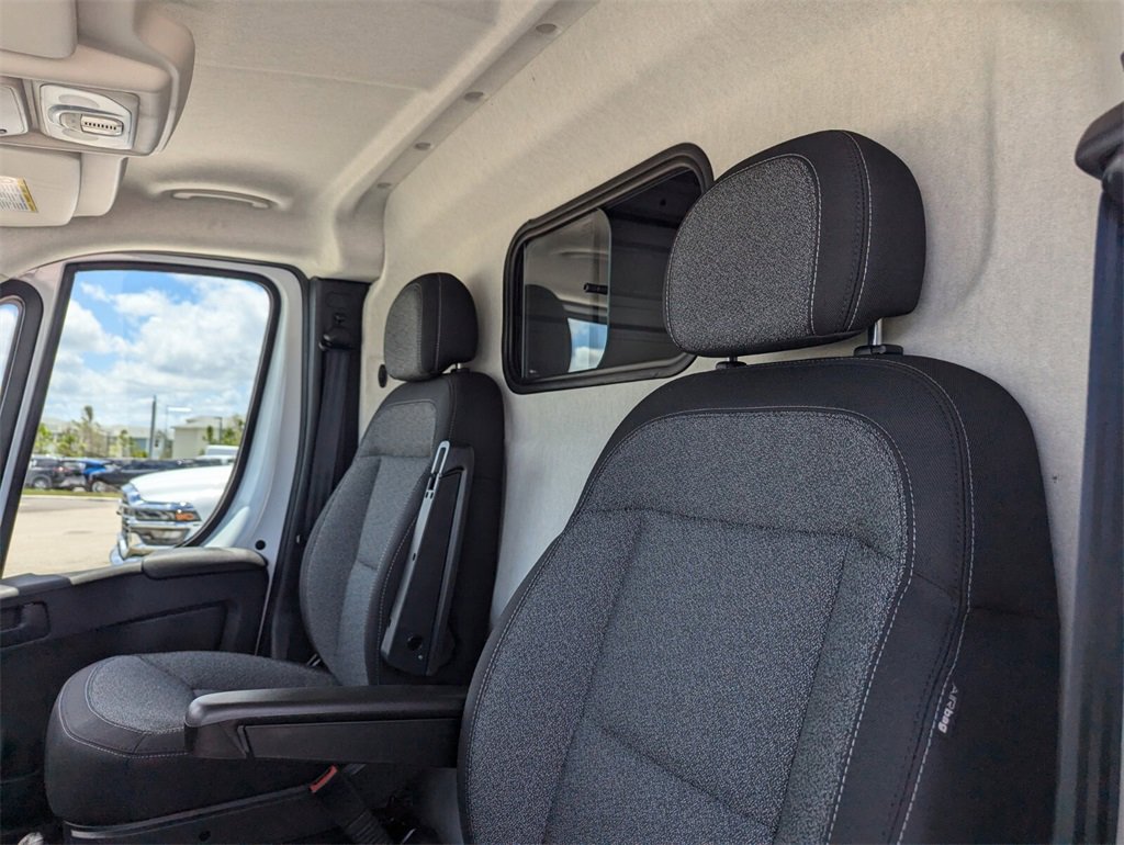 2025 Ram ProMaster 3500 photo 11