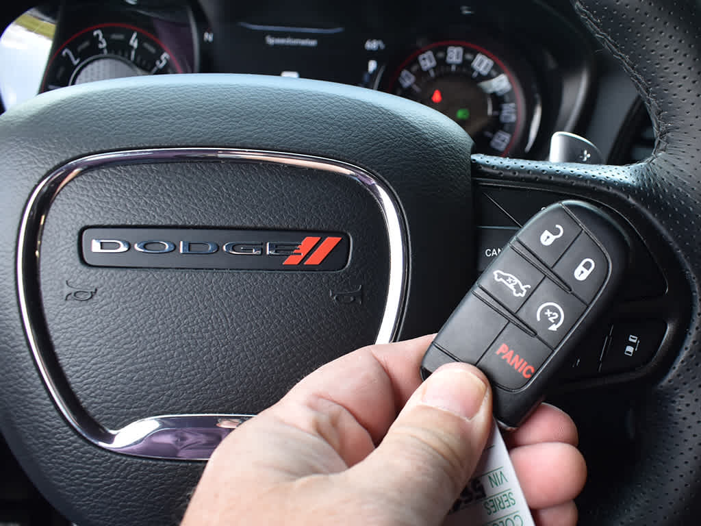 2023 Dodge Challenger R/T photo 10