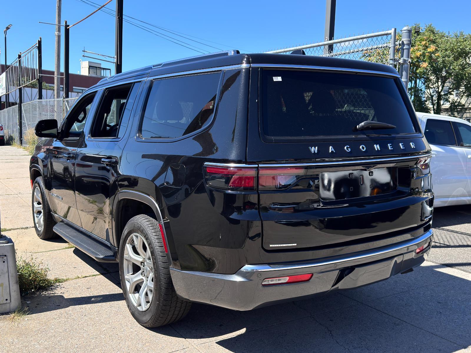2022 Jeep Wagoneer Series II photo 6