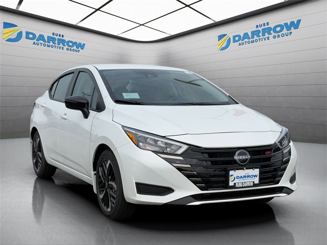 2025 Nissan Versa 1.6 SR photo 4