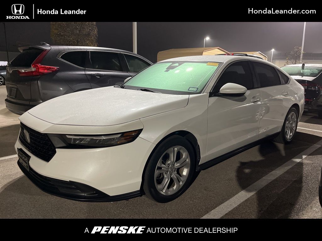 2023 Honda Accord LX's photo