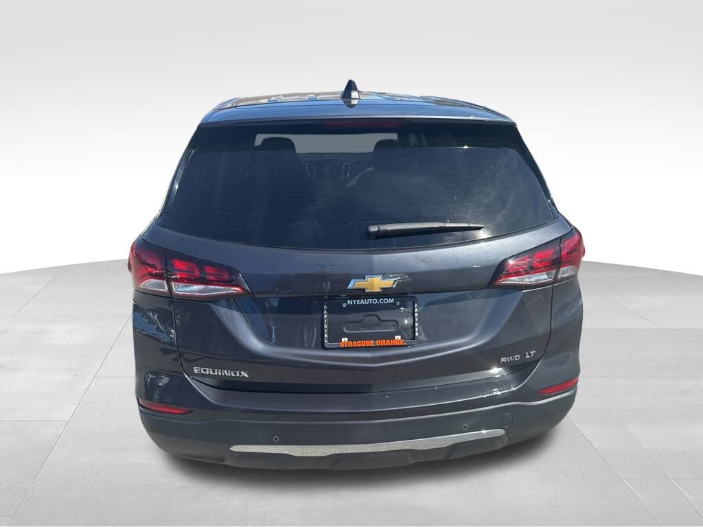 2022 Chevrolet Equinox LT photo 4