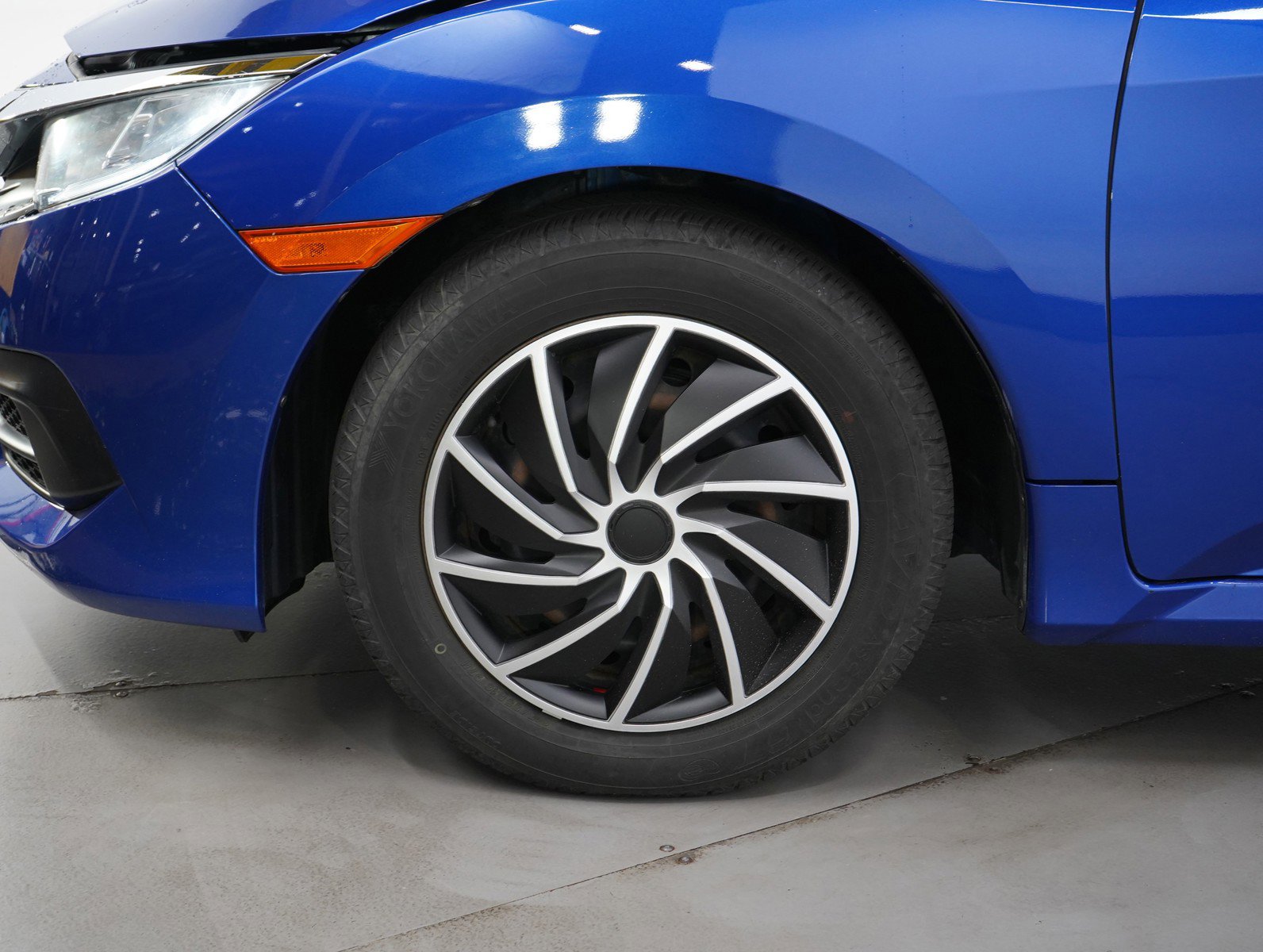 2018 Honda Civic LX photo 22