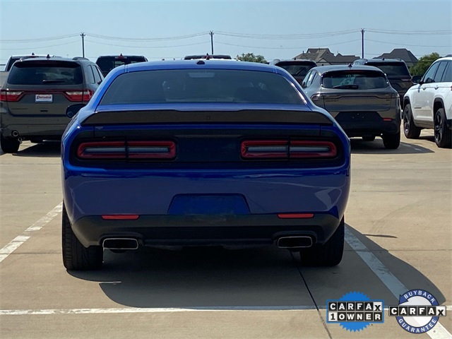 2022 Dodge Challenger R/T photo 6