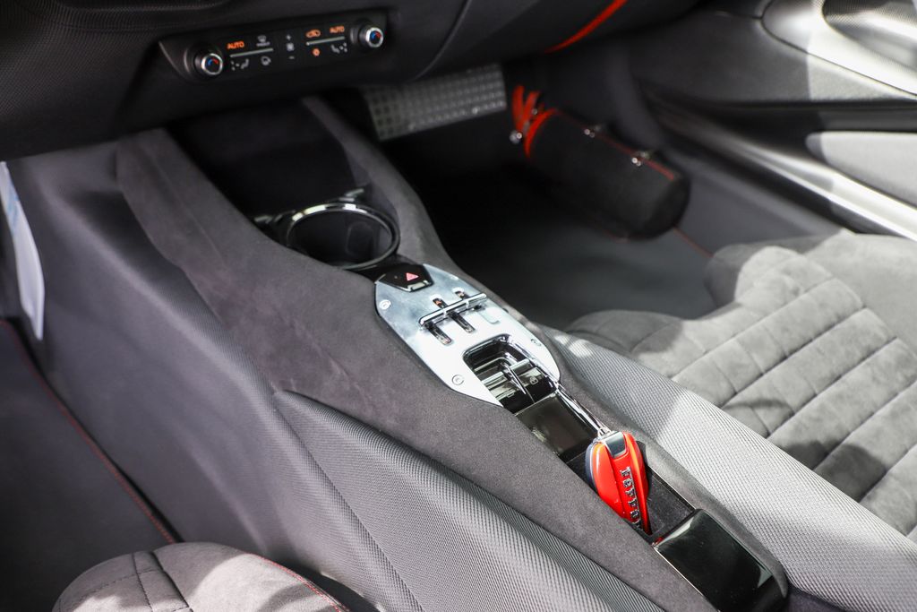 2023 Ferrari 812 Competizione photo 26