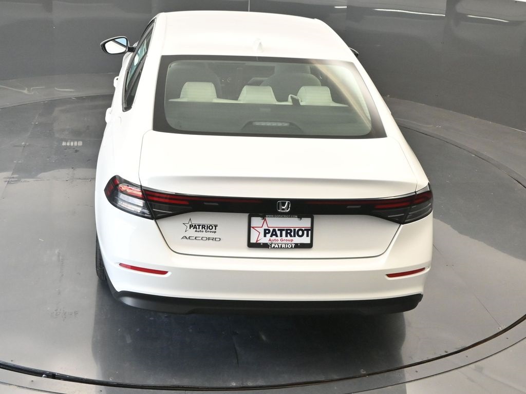 2025 Honda Accord 1.5T LX photo 37