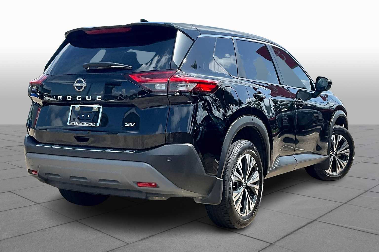 2023 Nissan Rogue SV photo 11