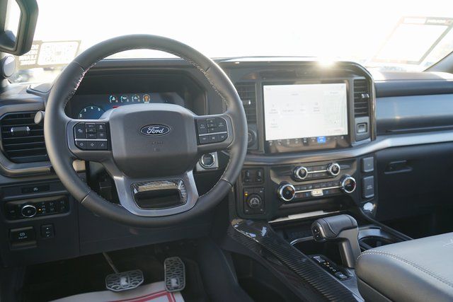 2025 FORD F-150 - Image 39