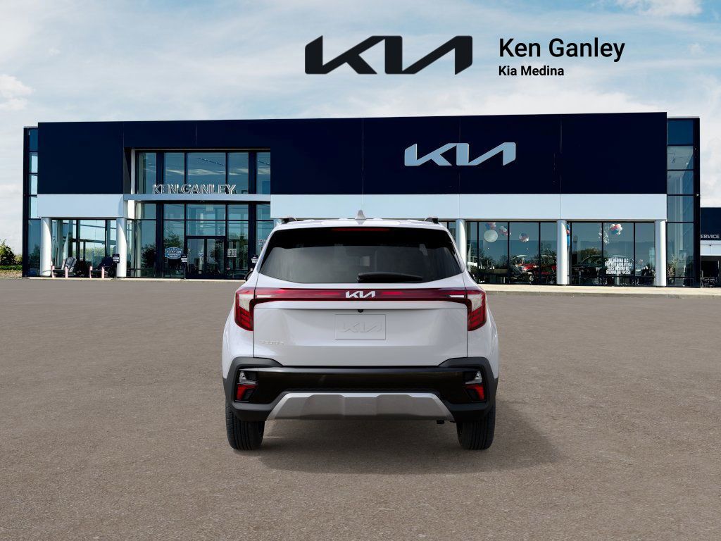 2026 Kia Seltos S photo 3