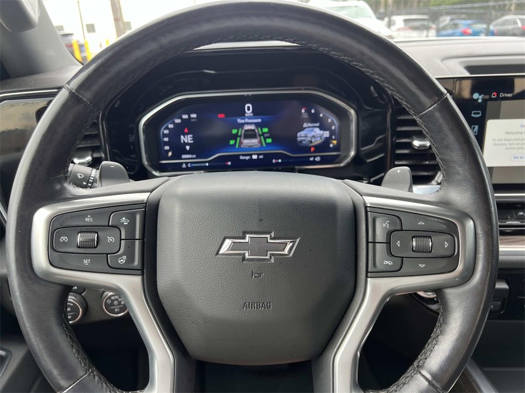 2023 Chevrolet Silverado 1500 RST photo 15