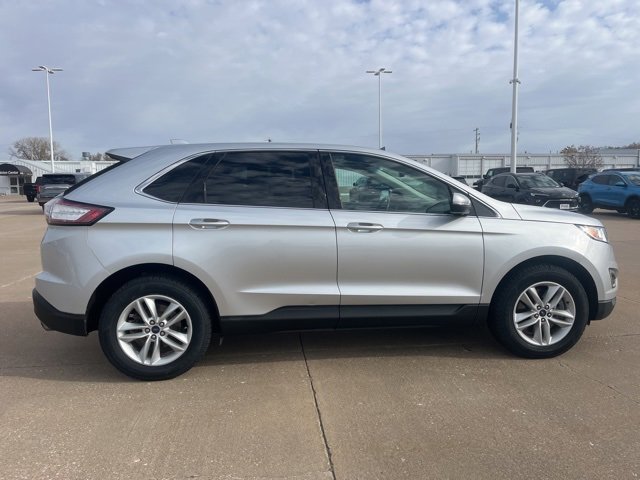 2017 Ford Edge SEL photo 3