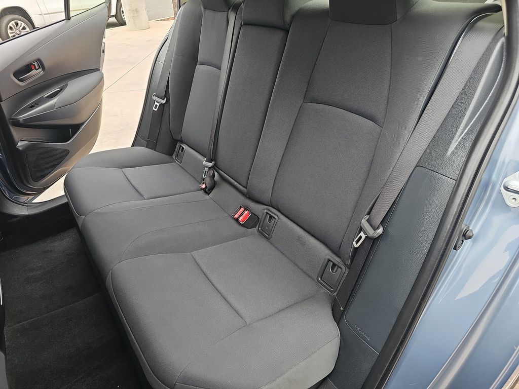 2022 Toyota Corolla Hybrid LE photo 13