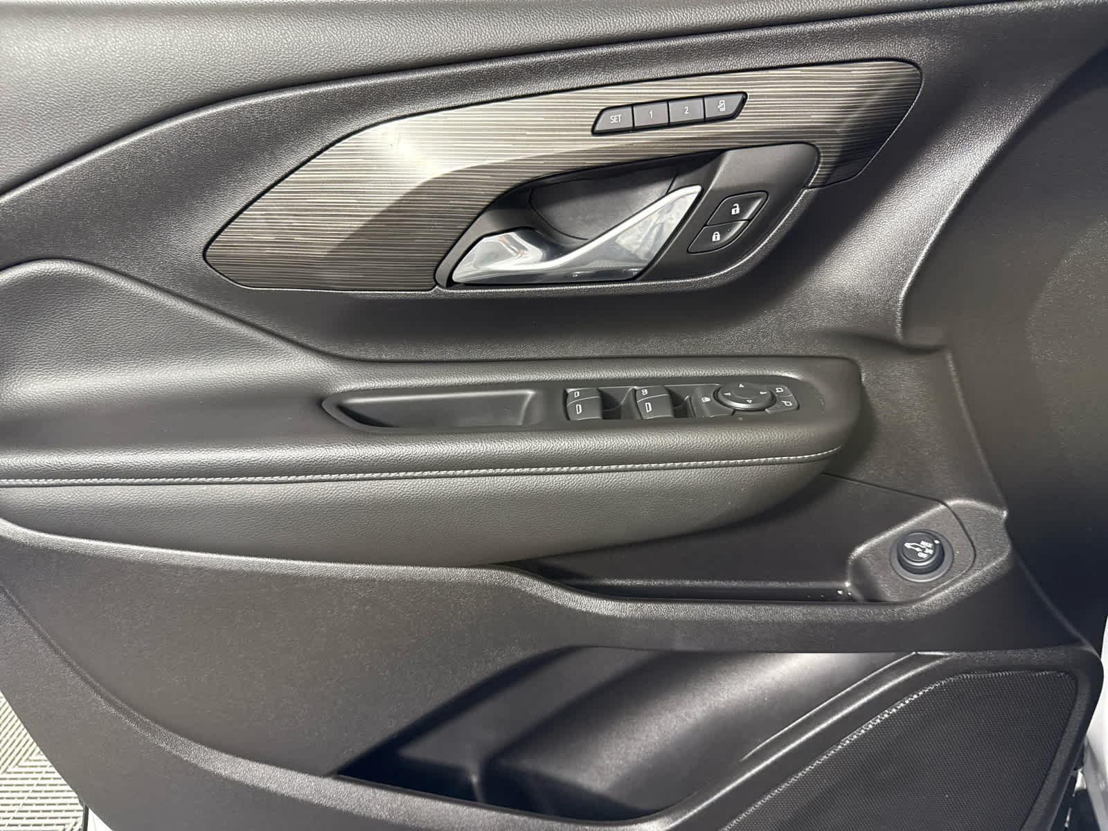 2024 Gmc Terrain SLT photo 11