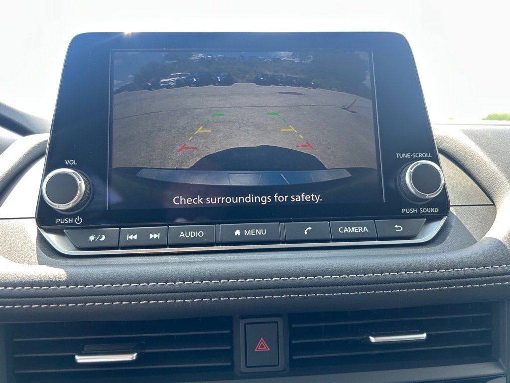 2026 Nissan Rogue SV photo 4