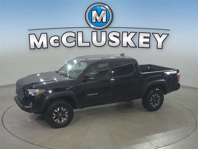 2023 Toyota Tacoma SR's photo