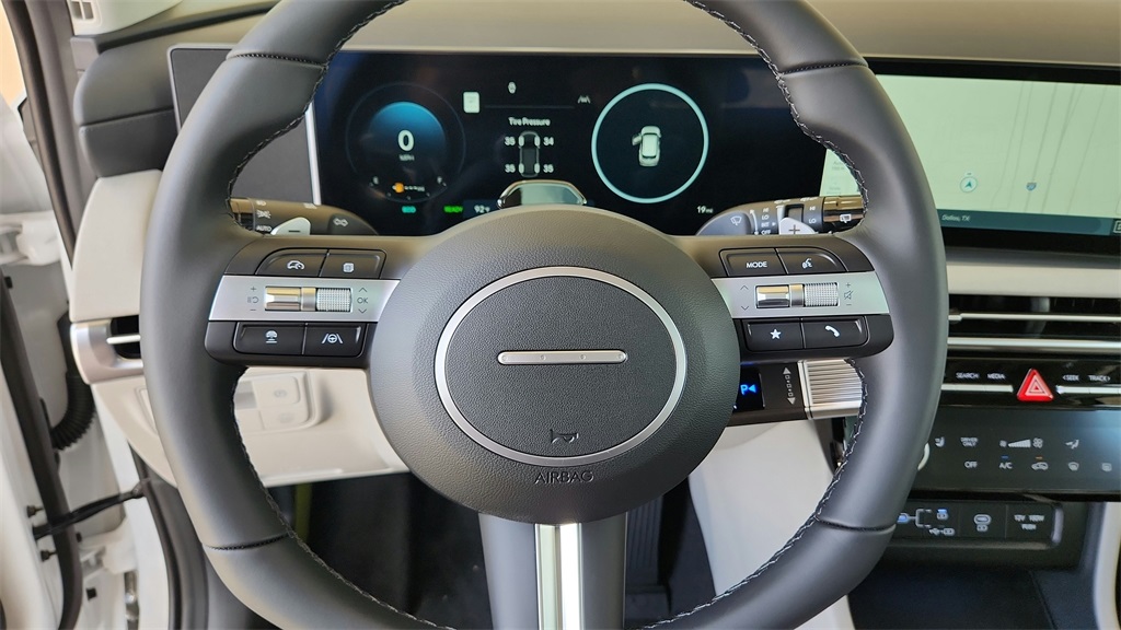 2025 Hyundai Tucson Hybrid SEL Convenience photo 17