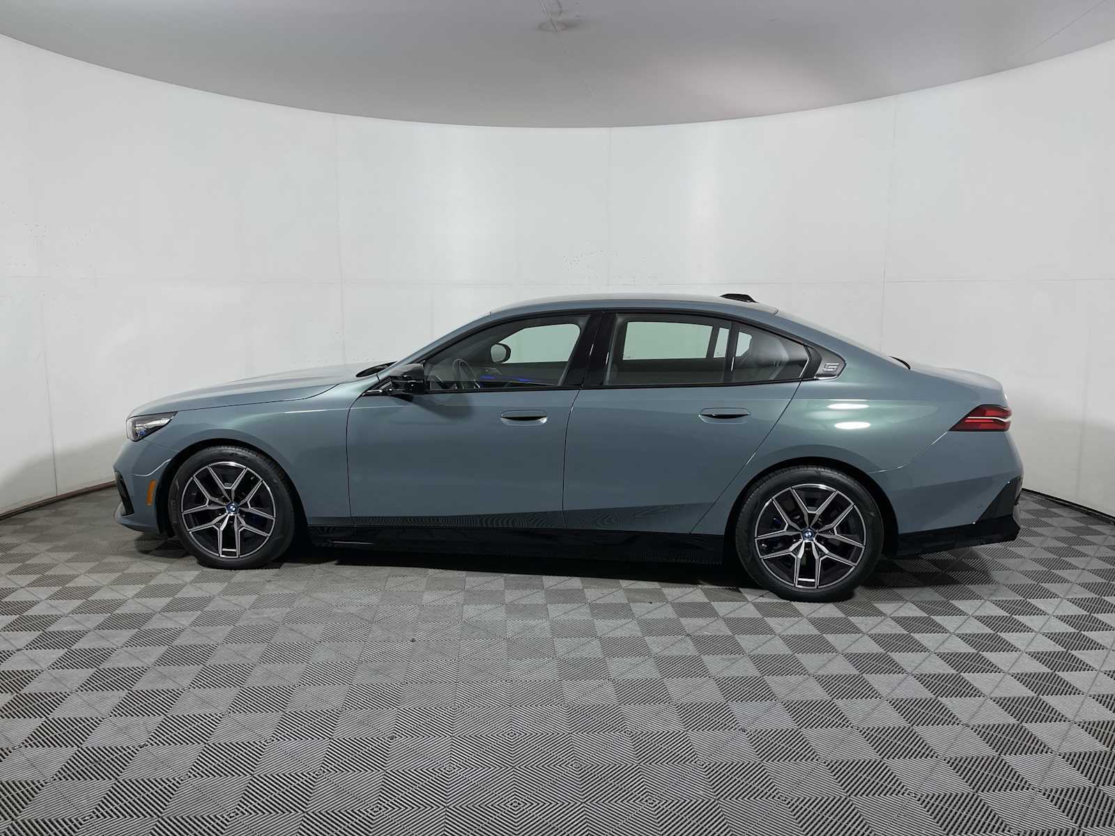 2024 Bmw i5 M60 photo 4