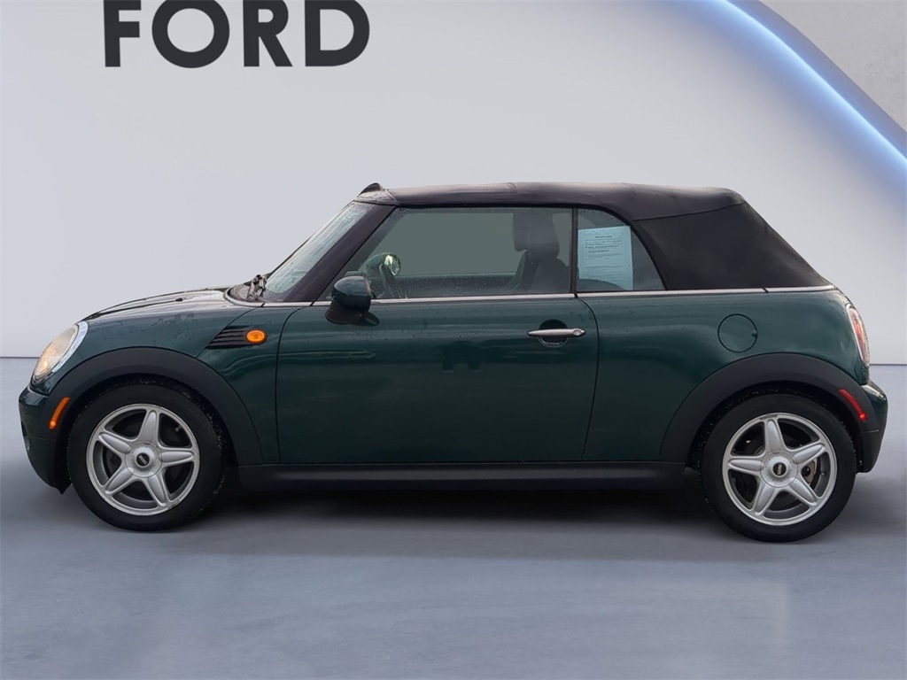 Used 2009 MINI Cooper Base with VIN WMWMR33559T193738 for sale in Port Orchard, WA