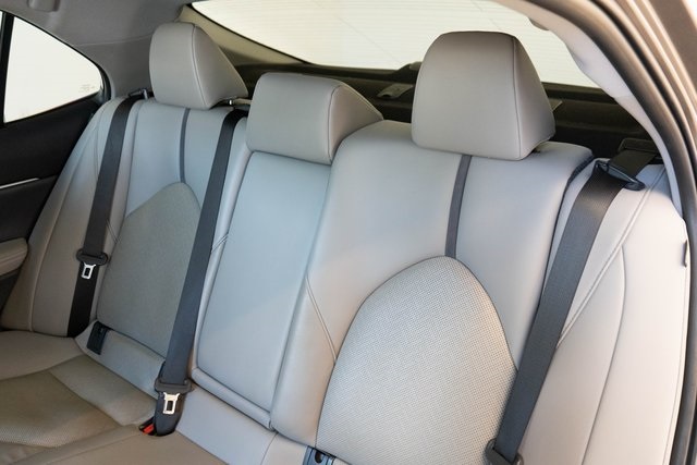 2023 Toyota Camry XLE photo 14