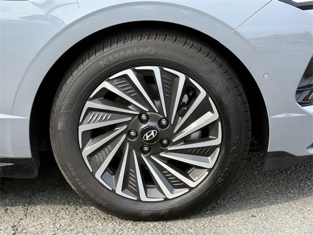 2025 Hyundai Sonata Hybrid Limited photo 28