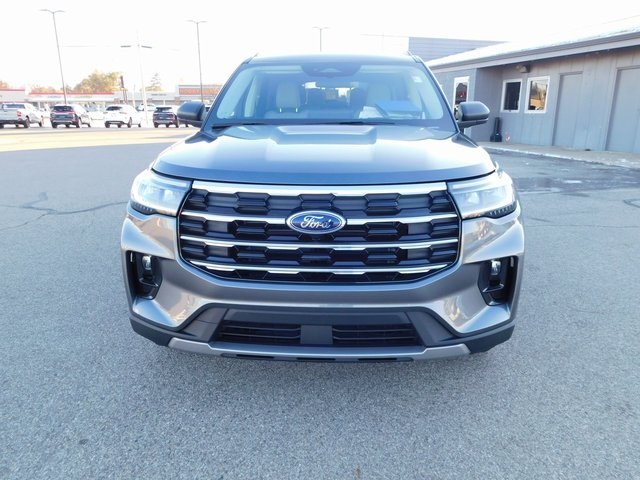 2026 Ford Explorer photo 4