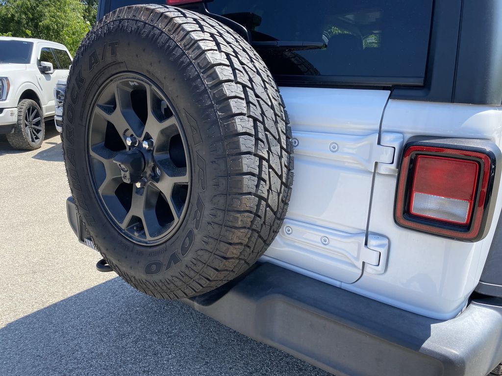 2021 Jeep Wrangler Unlimited Willys photo 25