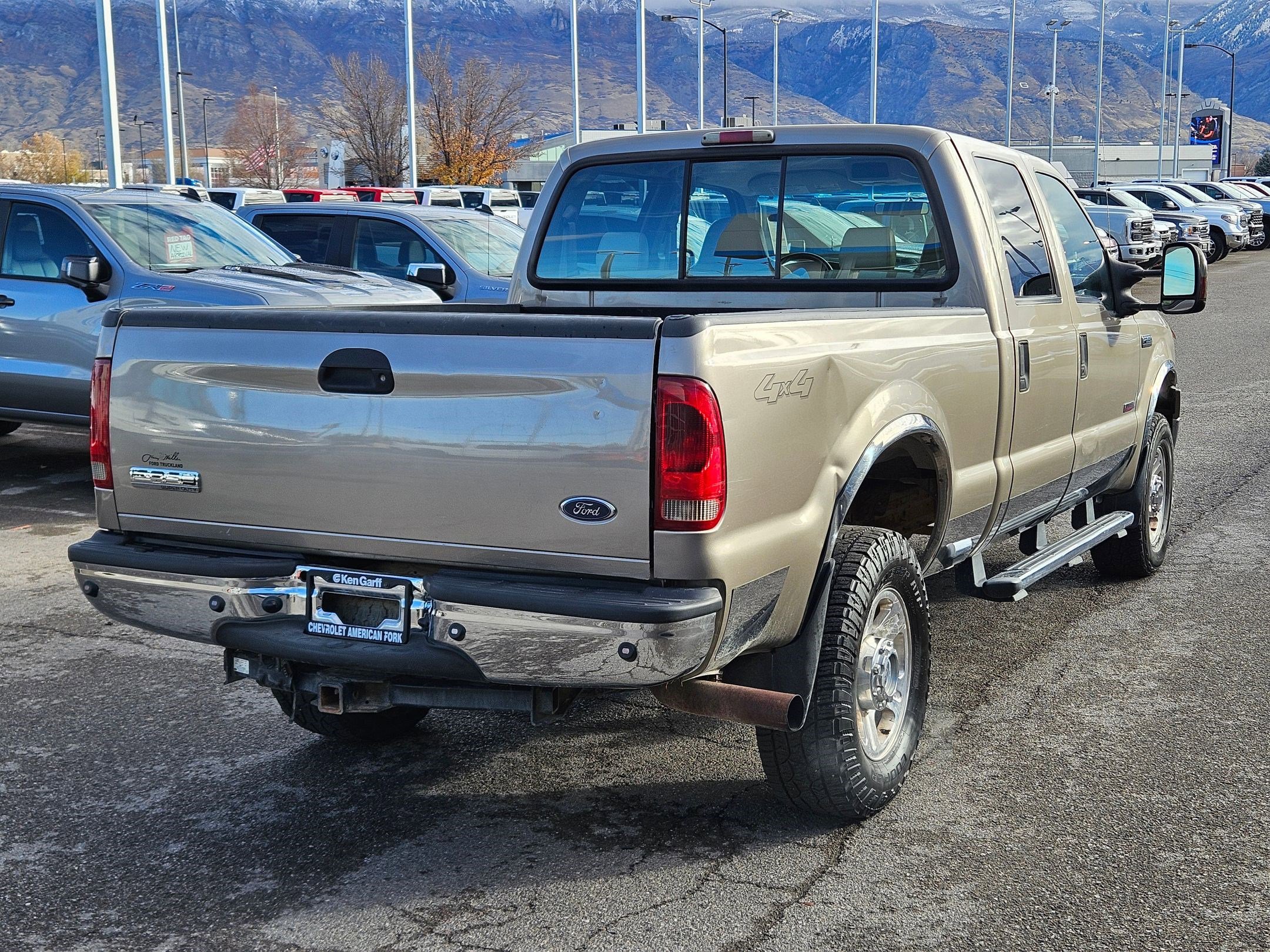 2005 Ford F-350 Lariat photo 3