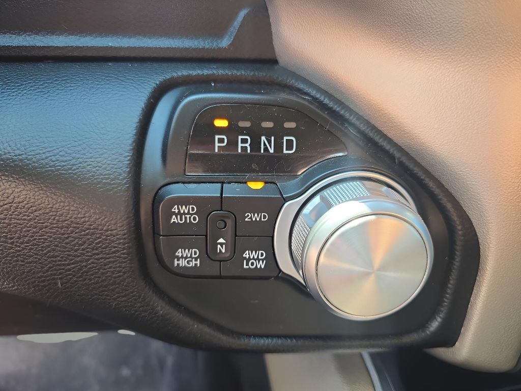 2020 Ram 1500 Laramie photo 15