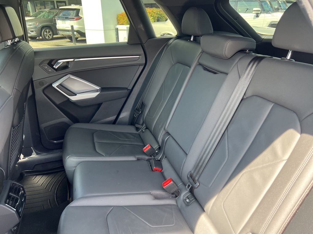 2021 Audi Q3 S line Premium Plus photo 21