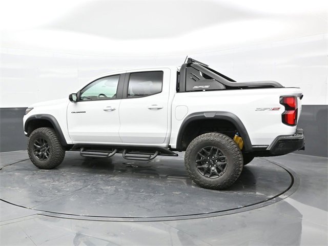 2025 Chevrolet Colorado ZR2 photo 3