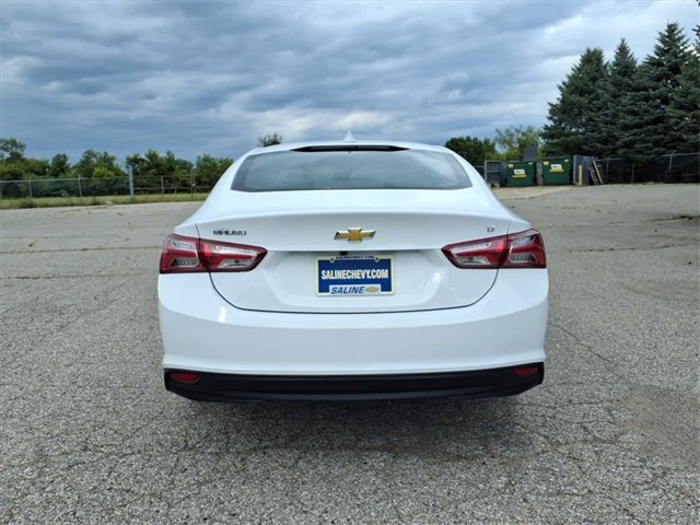 2022 Chevrolet Malibu 1LT photo 4