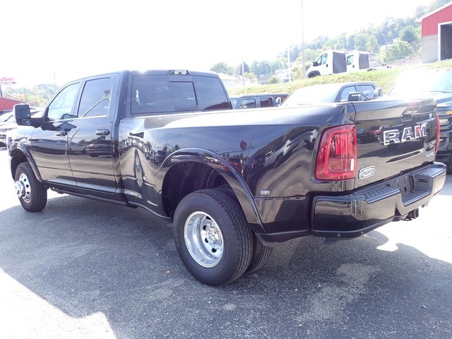2025 Ram 3500 Limited Longhorn photo 3