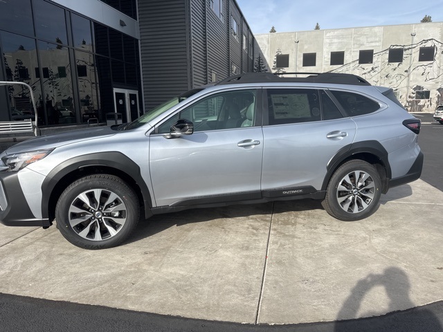 2025 Subaru Outback Limited photo 2