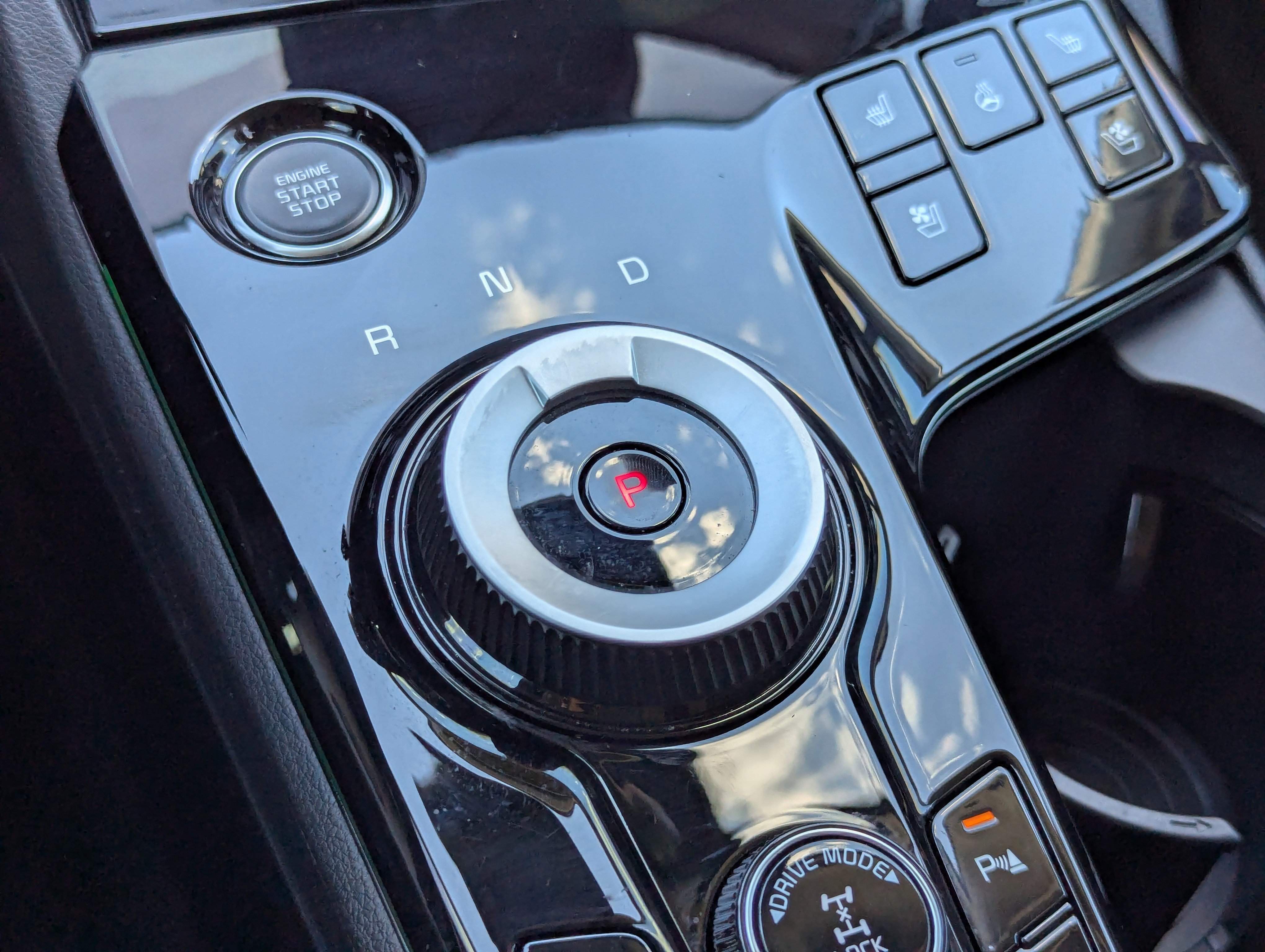 2024 Kia Sportage Hybrid photo 7