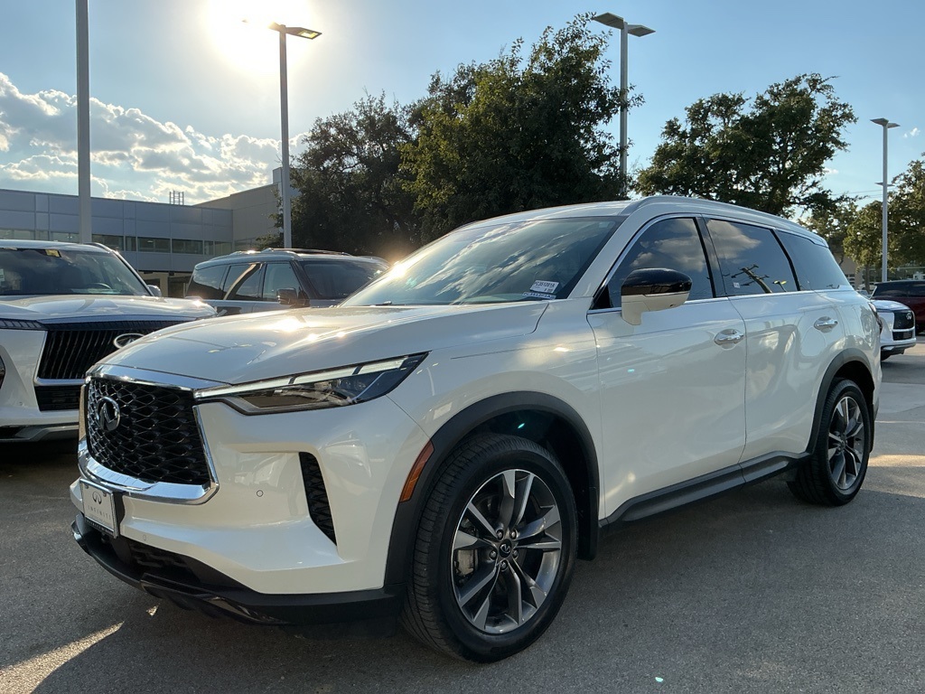 2023 Infiniti QX60 Luxe photo 5