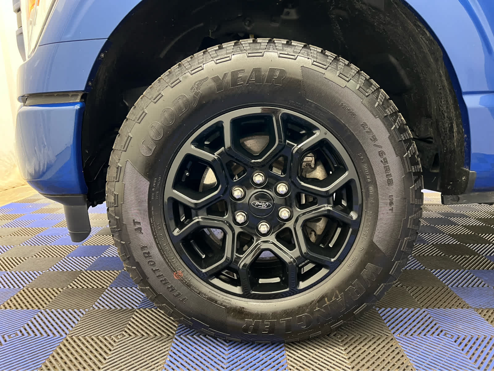 2022 Ford F-150 XL photo 4